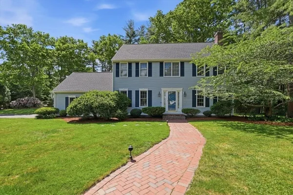 $979,900 | 32 Millfarm Drive, Mansfield, MA 02048