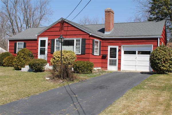 143 Croyden Terrace Springfield, MA 01104 - Photo 1 of 14 Gallery Image 1