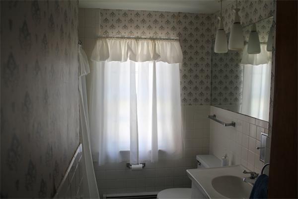 143 Croyden Terrace Springfield, MA 01104 - Photo 11 of 14 Gallery Image 11