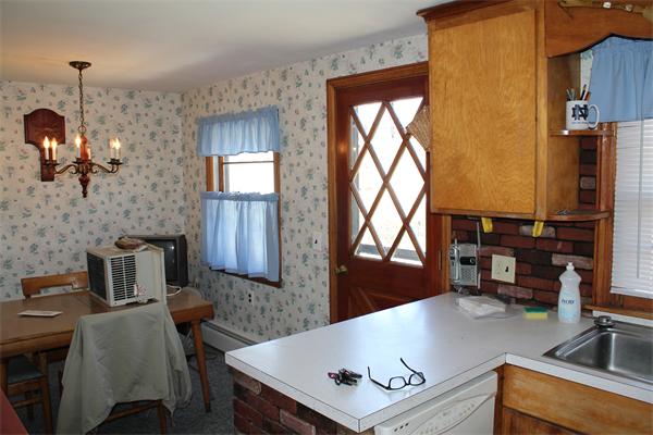 143 Croyden Terrace Springfield, MA 01104 - Photo 6 of 14 Gallery Image 6