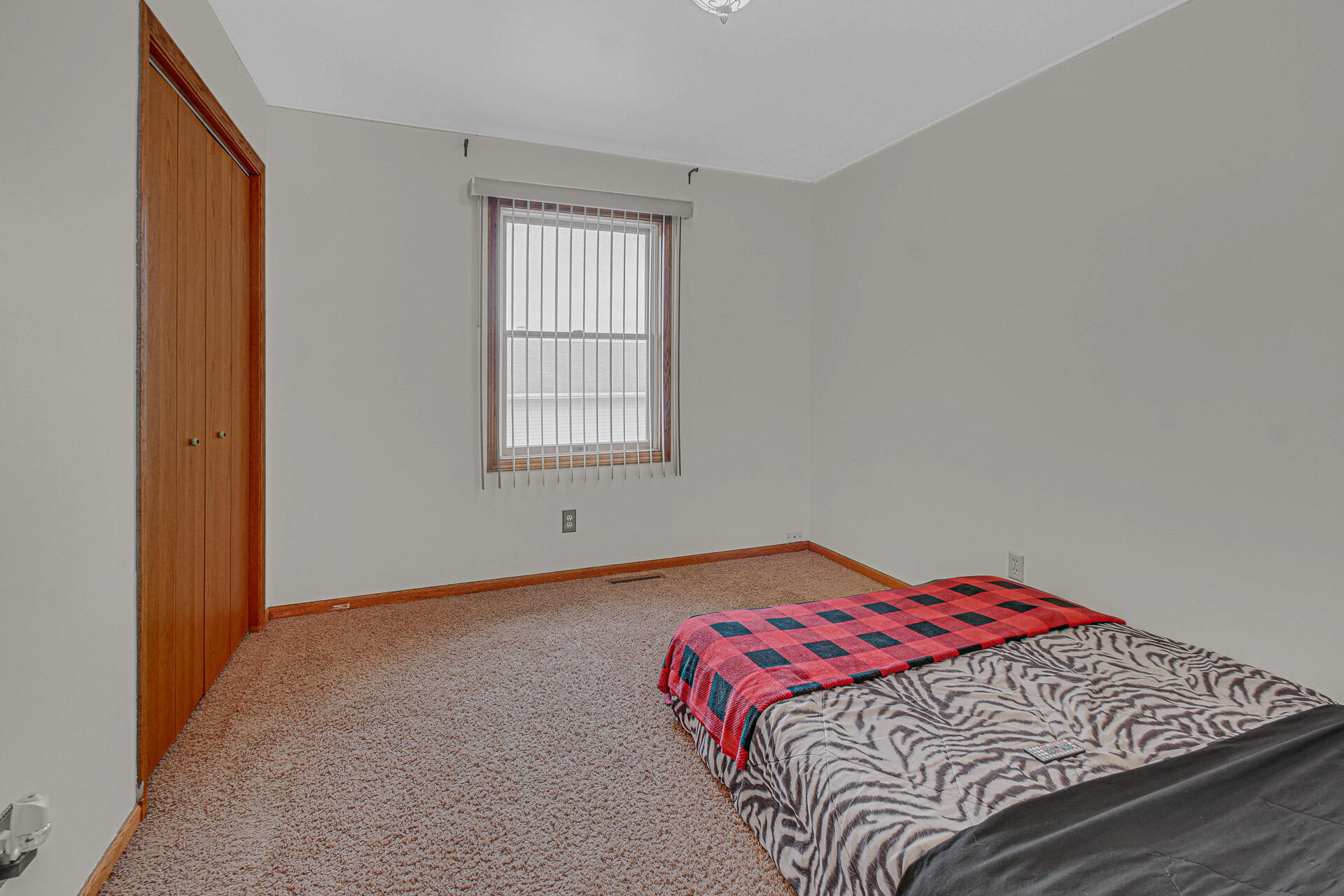 1270 West 97th Place Crown Point, IN 46307 - Photo 16 of 20 1920x1280