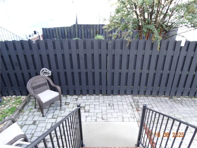 $2,500 | 323 Lakeview Drive, Pooler, GA 31322