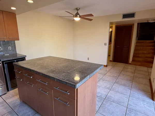 $2,400 | 4043 Palm Bay Circle, Unit B, West Palm Beach, FL 33406