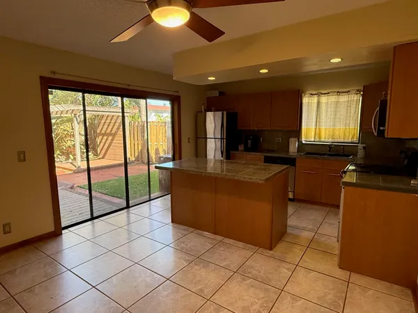 $2,400 | 4043 Palm Bay Circle, Unit B, West Palm Beach, FL 33406