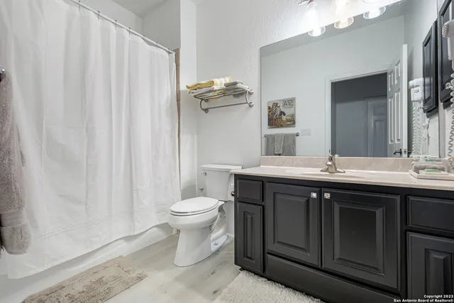 $3,000 | 20 Tapatio Drive East, Unit 203, Boerne, TX 78006