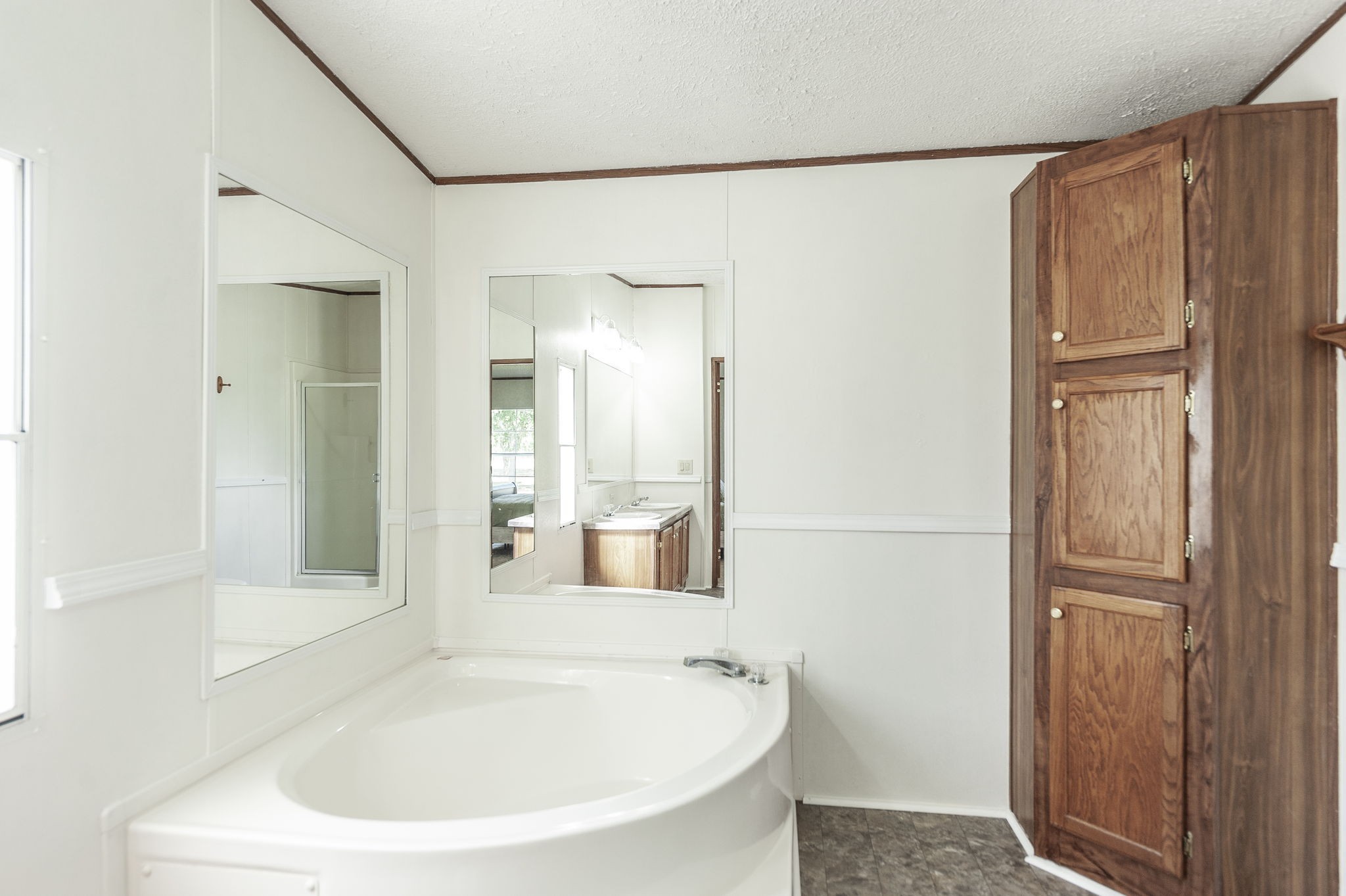 136 East Biggs Road Portland, TN 37148 - Photo 28 of 47 a bathroom with a bathtub and a shower