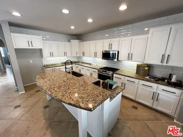 $649,000 | 28327 Rocky Cove Drive, Menifee, CA 92585