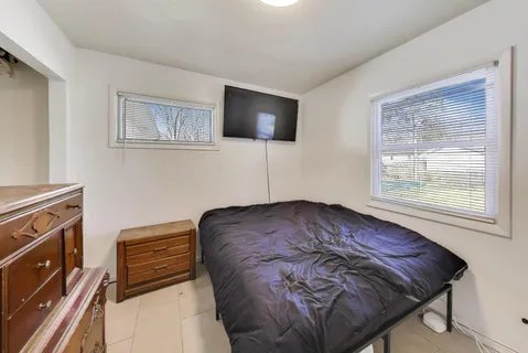 $260,000 | 401 East Lincoln Street, Sycamore, IL 60178