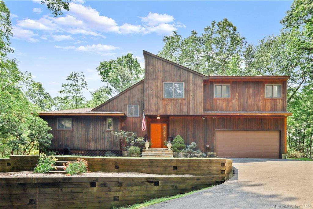 256 Barrack Hill Road Ridgefield, CT 06877 - Photo 1 of 1 private setting
