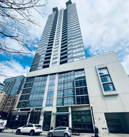 $470,000 | 100 East 14th Street, Unit 2409, Chicago, IL 60605