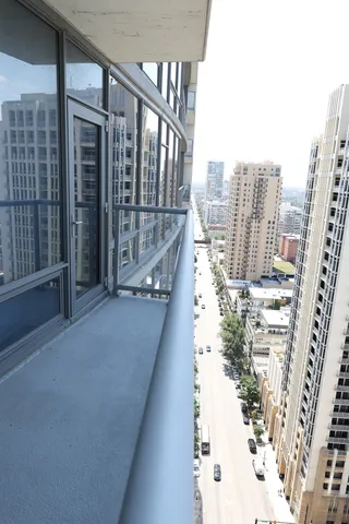 $470,000 | 100 East 14th Street, Unit 2409, Chicago, IL 60605