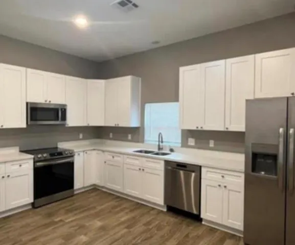 $1,800 | 3531 Kings Drive, Chalmette, LA 70043