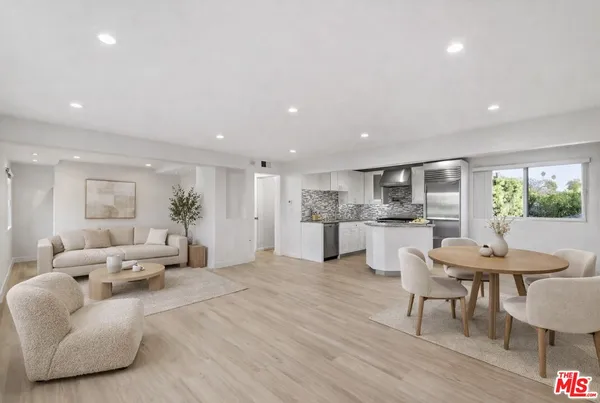 $1,249,000 | 2442 South Coast Highway, Unit 5, Laguna Beach, CA 92651