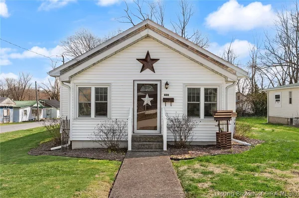 $149,000 | 400 Josephine Street, Paoli, IN 47454