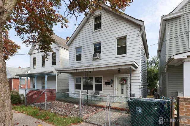 $425,000 | 676 Johnstone Street, Perth Amboy, NJ 08861