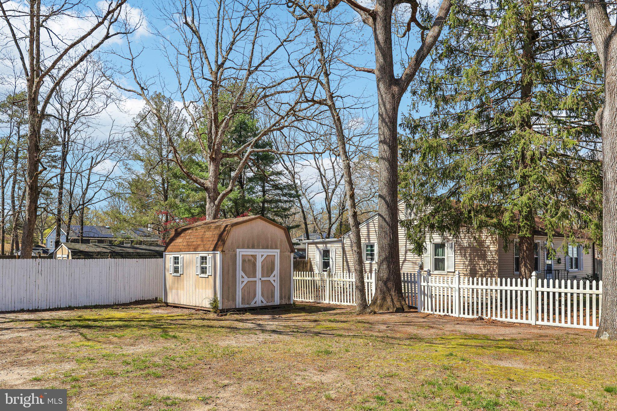96 East 9th Avenue Pine Hill, NJ 08021 - Photo 26 of 31 a front view of a house with a yard