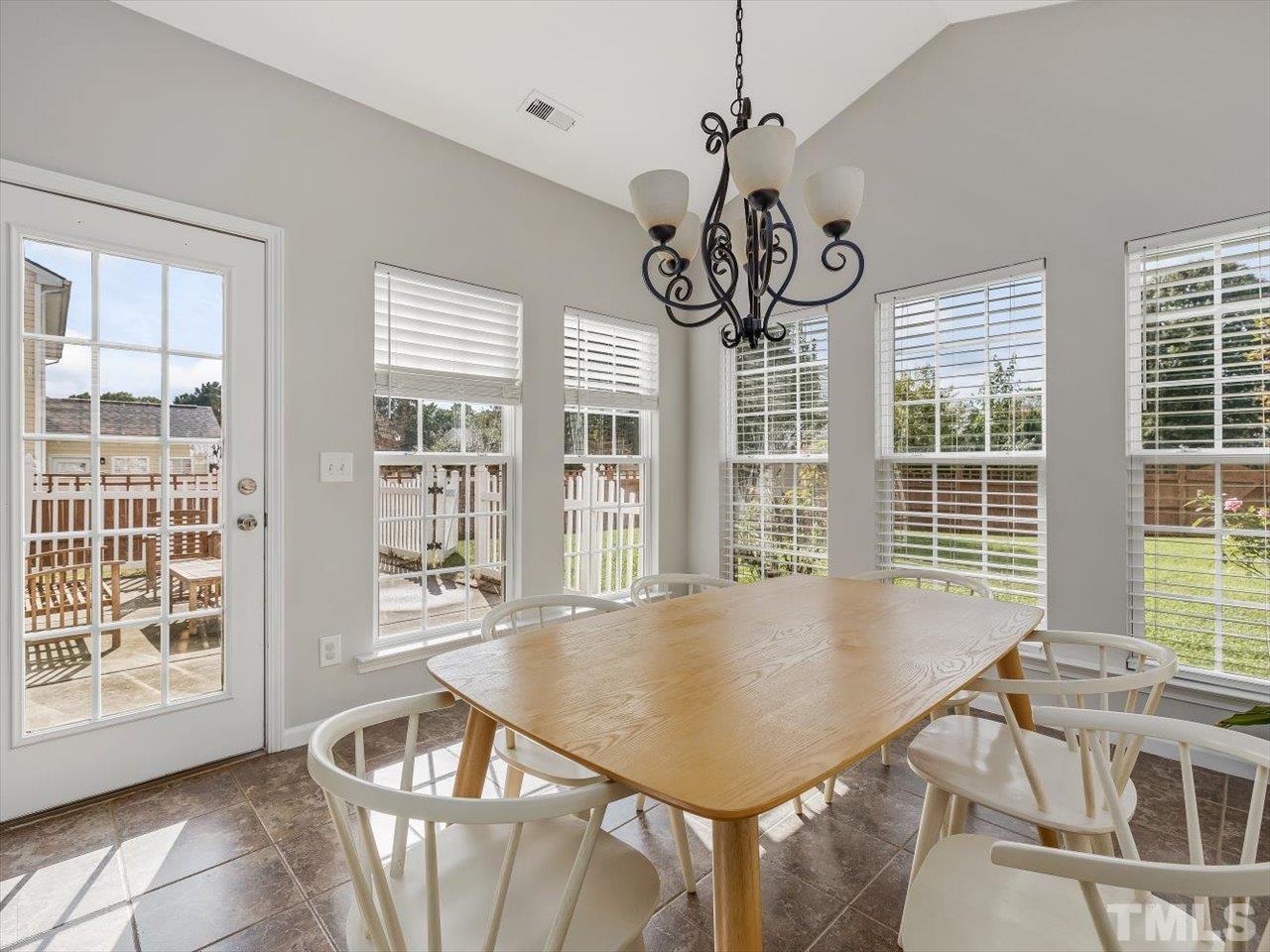 729 Stackhurst Way Wake Forest, NC 27587 - Photo 10 of 27 Gallery Image 10
