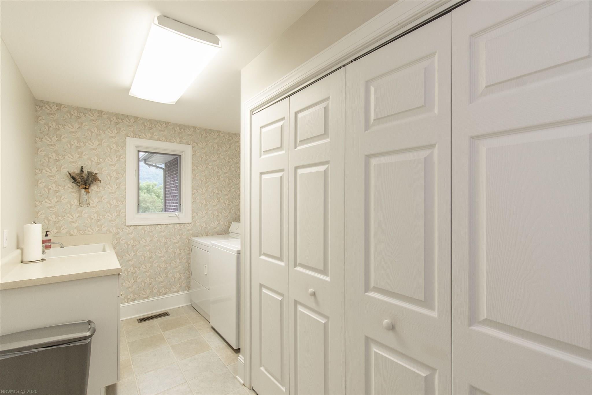 821 Apache Road Pembroke, VA 24136 - Photo 20 of 77 Gallery Image 20