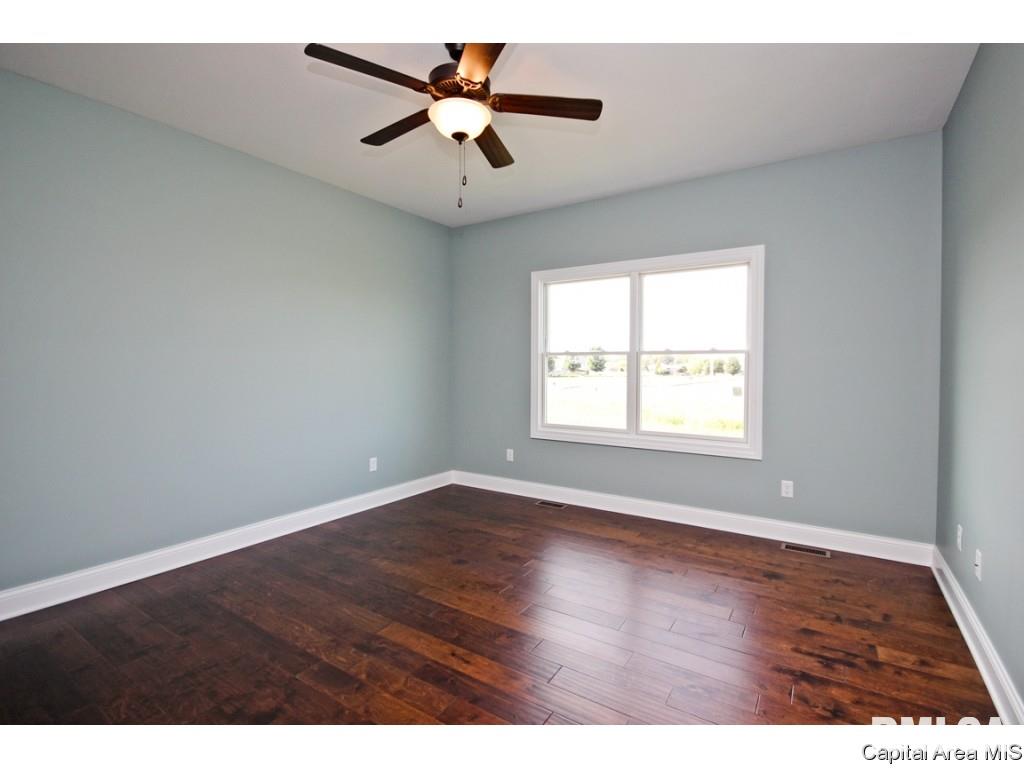 4643 Thompson Road Springfield, IL 62711 - Photo 12 of 31