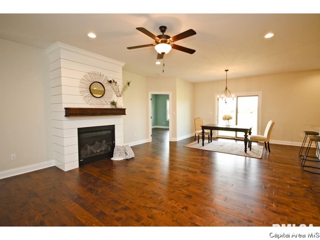 4643 Thompson Road Springfield, IL 62711 - Photo 5 of 31