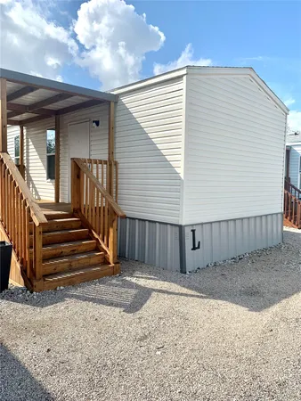 $1,025 | 3621-4 County Road 161, Unit L, Alvin, TX 77511