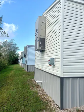 $1,025 | 3621-4 County Road 161, Unit L, Alvin, TX 77511