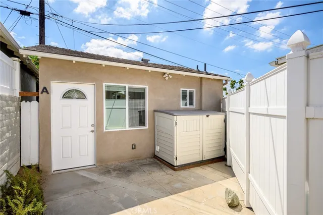 $2,200 | 1816 Hillside Drive, Unit A, Glendale, CA 91208