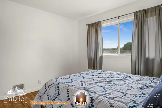 $300,000 | 2120 Mariposa Boulevard, Casper, WY 82604