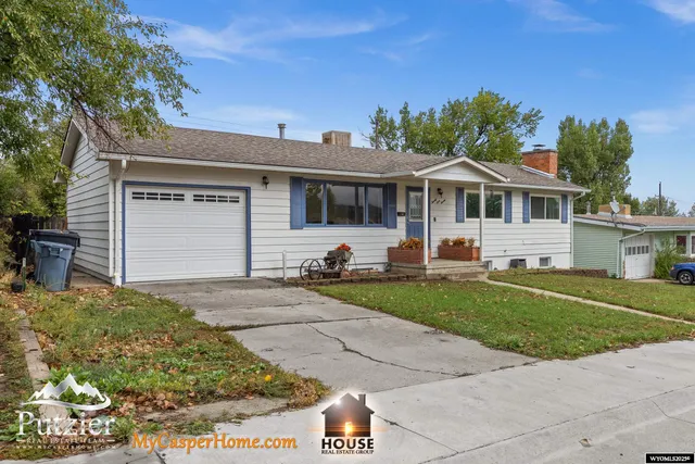 $300,000 | 2120 Mariposa Boulevard, Casper, WY 82604