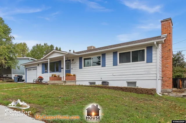 $300,000 | 2120 Mariposa Boulevard, Casper, WY 82604