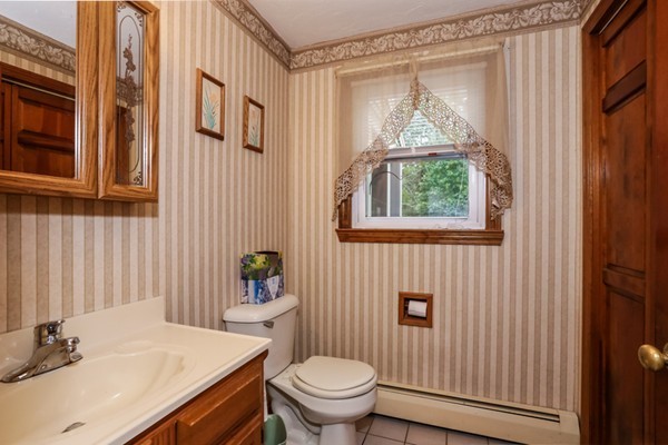 14 Balena Road Attleboro, MA 02703 - Photo 8 of 22