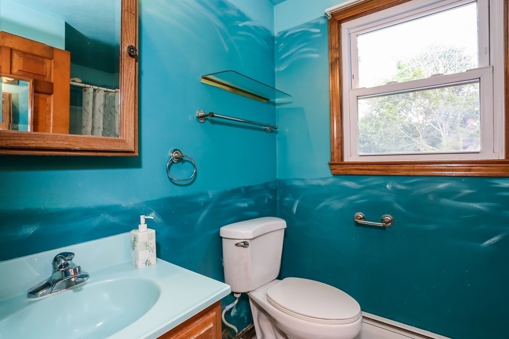 14 Balena Road Attleboro, MA 02703 - Photo 10 of 22