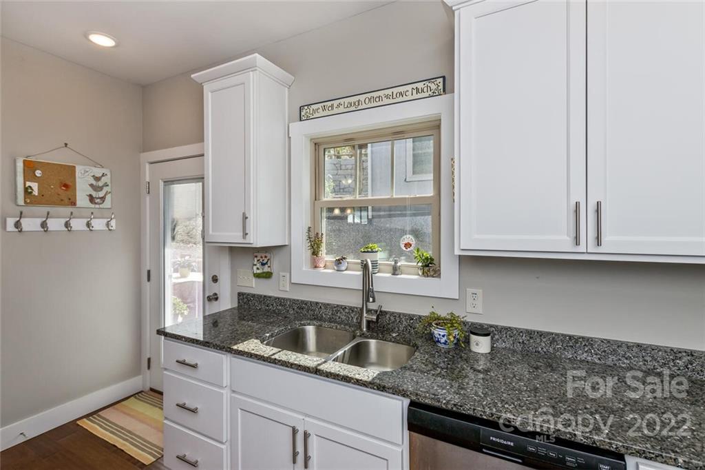29 Wheeler Road Weaverville, NC 28787 - Photo 10 of 39 Gallery Image 10
