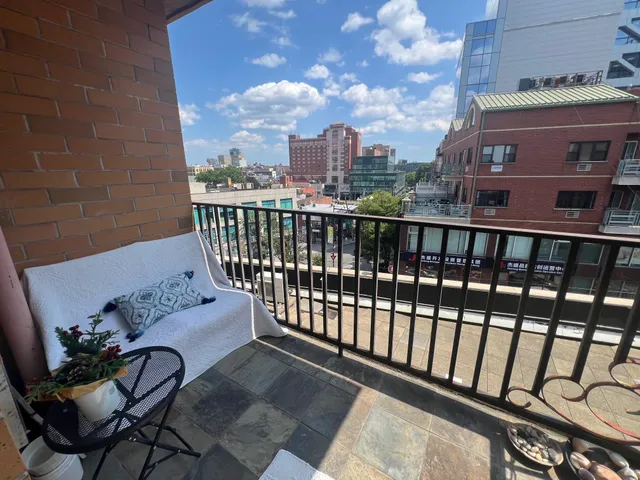 $720,000 | 133-53 37th Avenue | Downtown Flushing