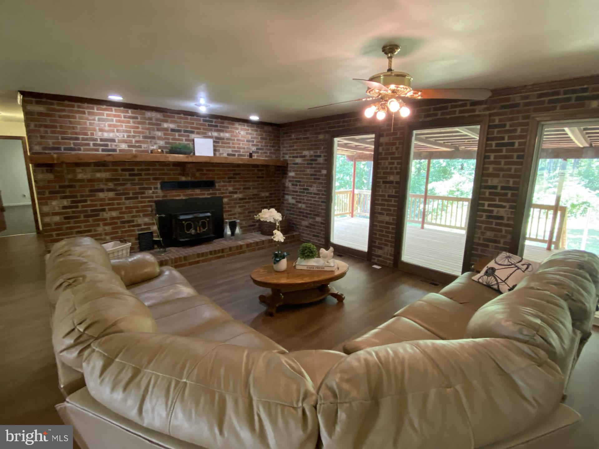 4596 Sumerduck Road Sumerduck, VA 22742 - Photo 2 of 59