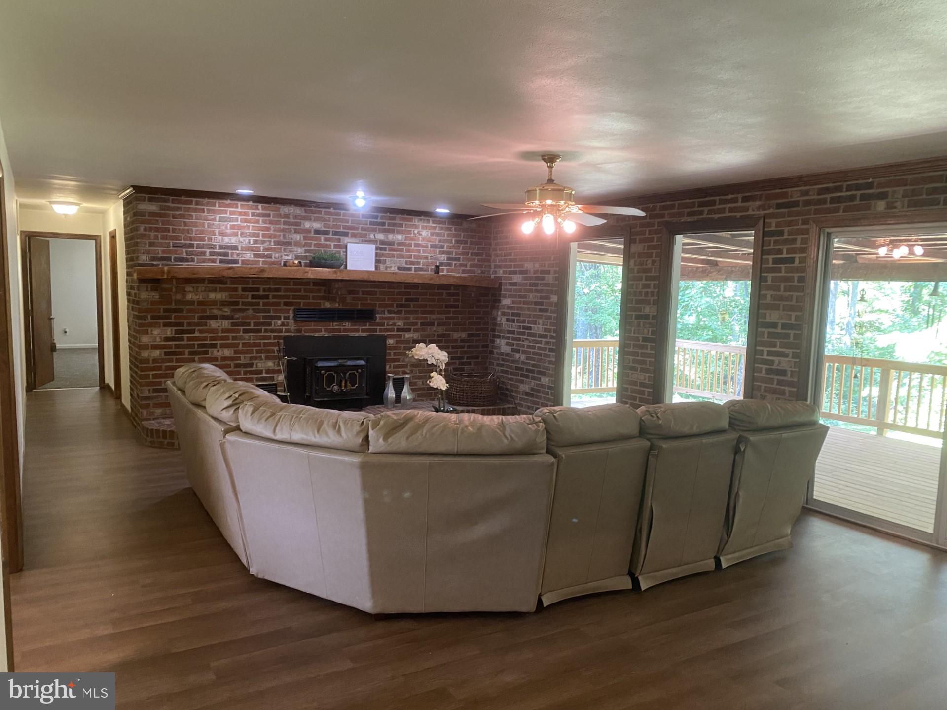 4596 Sumerduck Road Sumerduck, VA 22742 - Photo 5 of 59