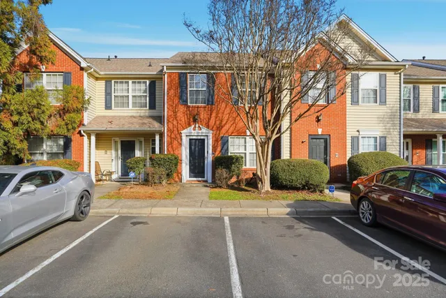 $245,000 | 3855 Glenlea Commons Drive, Charlotte, NC 28216