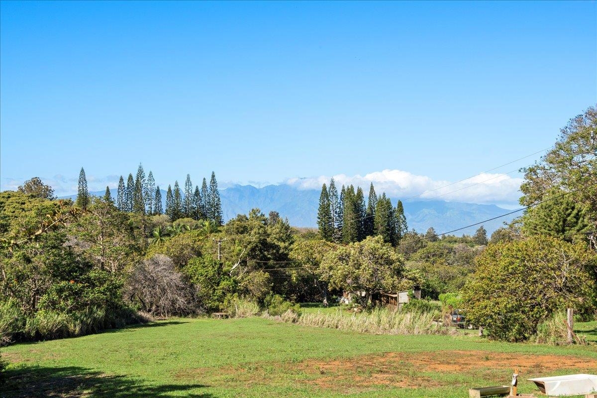 2226 Lilikoi Road Haiku, HI 96708 - Photo 46 of 50 a view of a city