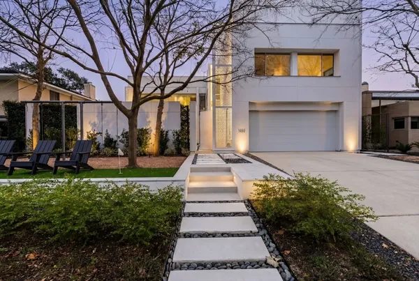 $2,500,000 | 1509 Banks Street, Houston, TX 77006