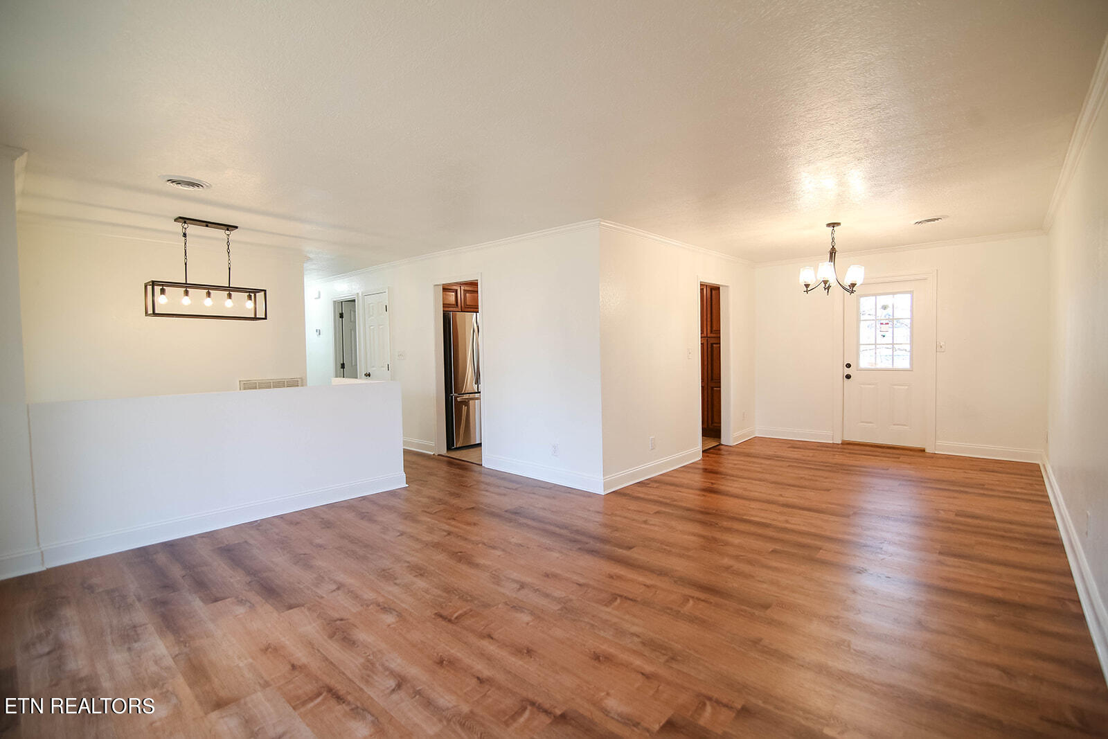 817 Drinnon Drive Morristown, TN 37814 - Photo 6 of 22 7D0C2438_websize