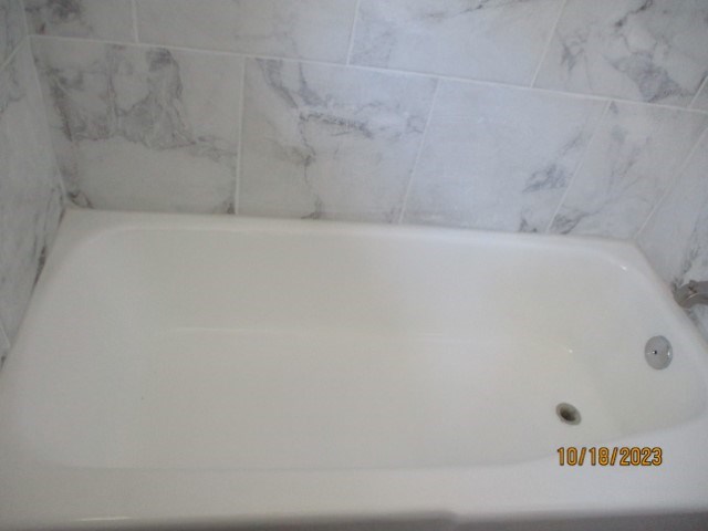 6120 Miller Road Columbus, GA 31907 - Photo 21 of 27 a bathroom with a bathtub