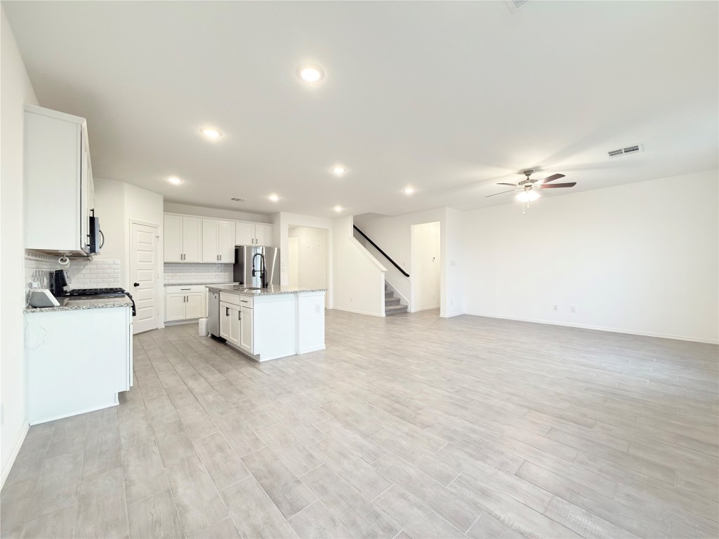 9662 Caney Trails Road Conroe, TX 77303 - Photo 11 of 50