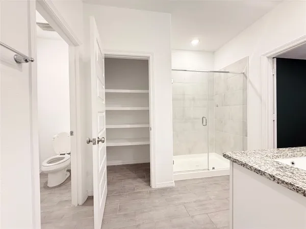 $2,395 | 9662 Caney Trails Road, Conroe, TX 77303