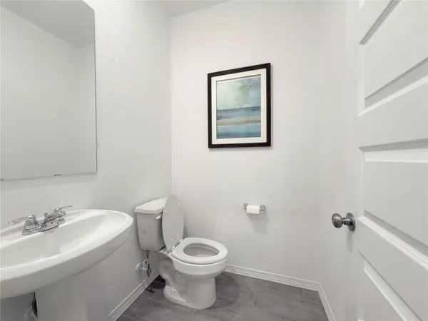 $2,395 | 9662 Caney Trails Road, Conroe, TX 77303