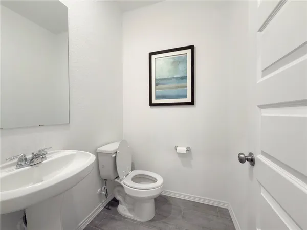 $2,395 | 9662 Caney Trails Road, Conroe, TX 77303