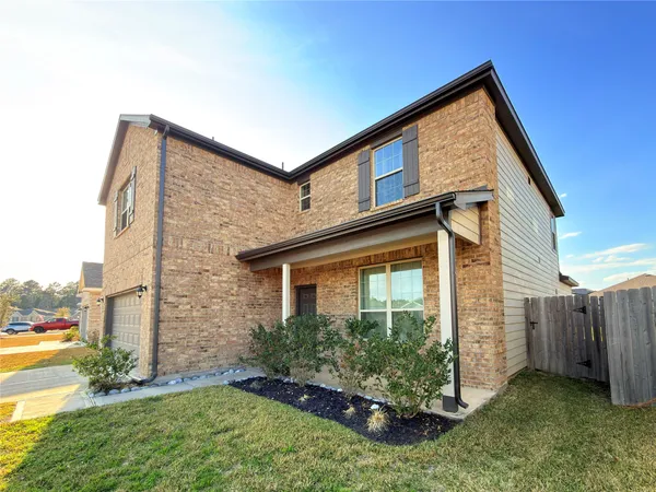 $2,395 | 9662 Caney Trails Road, Conroe, TX 77303