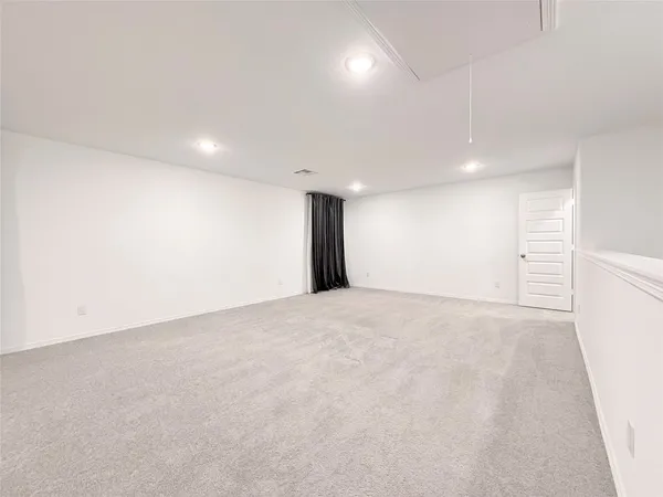 $2,395 | 9662 Caney Trails Road, Conroe, TX 77303