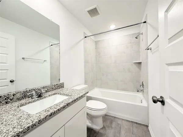 $2,395 | 9662 Caney Trails Road, Conroe, TX 77303