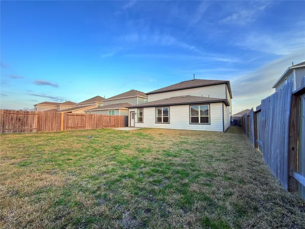 $2,395 | 9662 Caney Trails Road, Conroe, TX 77303