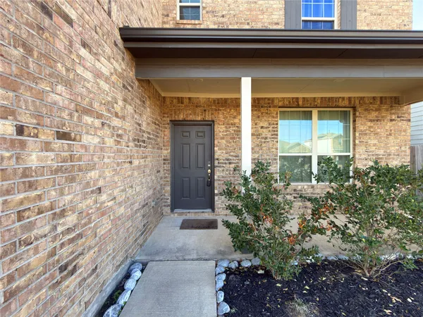 $2,395 | 9662 Caney Trails Road, Conroe, TX 77303